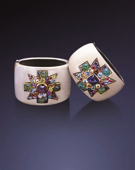 maltese cross cuffs